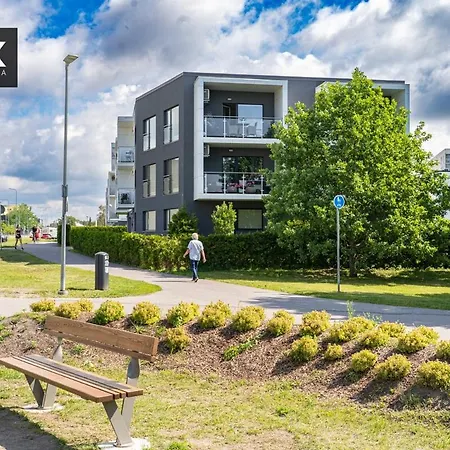 Seaside New With Sunny Balcony Apartment *