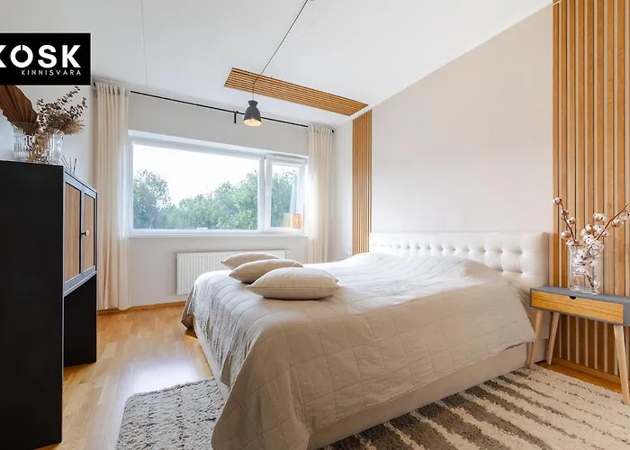 Seaside New With Sunny Balcony *