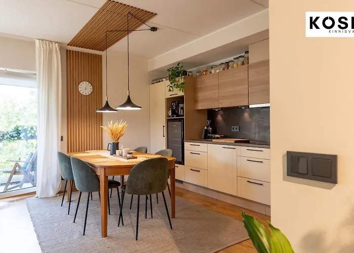 Seaside New With Sunny Balcony *