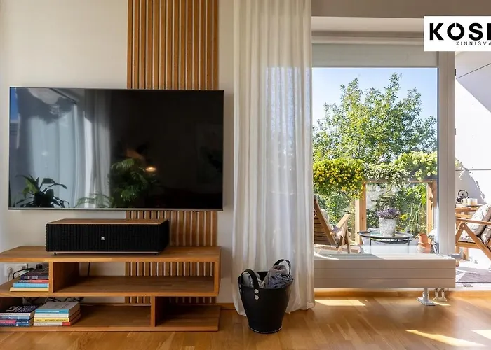 Seaside New With Sunny Balcony Parnu